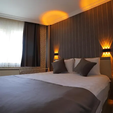 Artan Hotel Isparta Extérieur photo