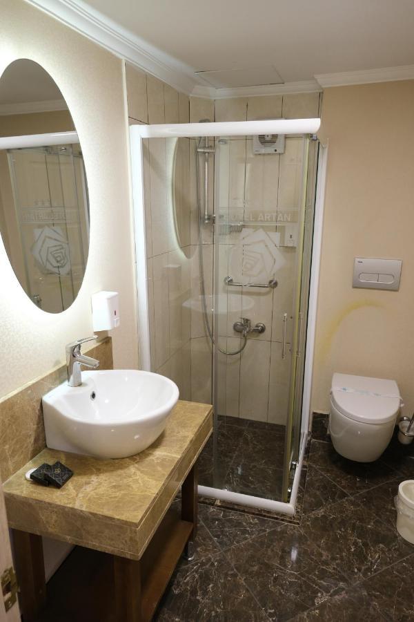 Artan Hotel 3*