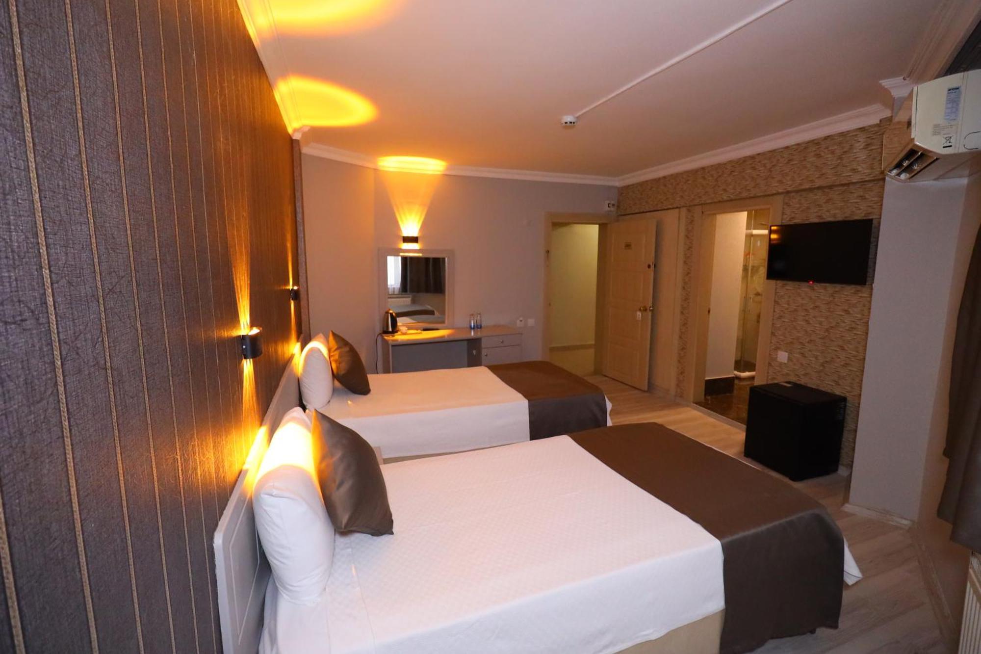 Hotel Artan 3*